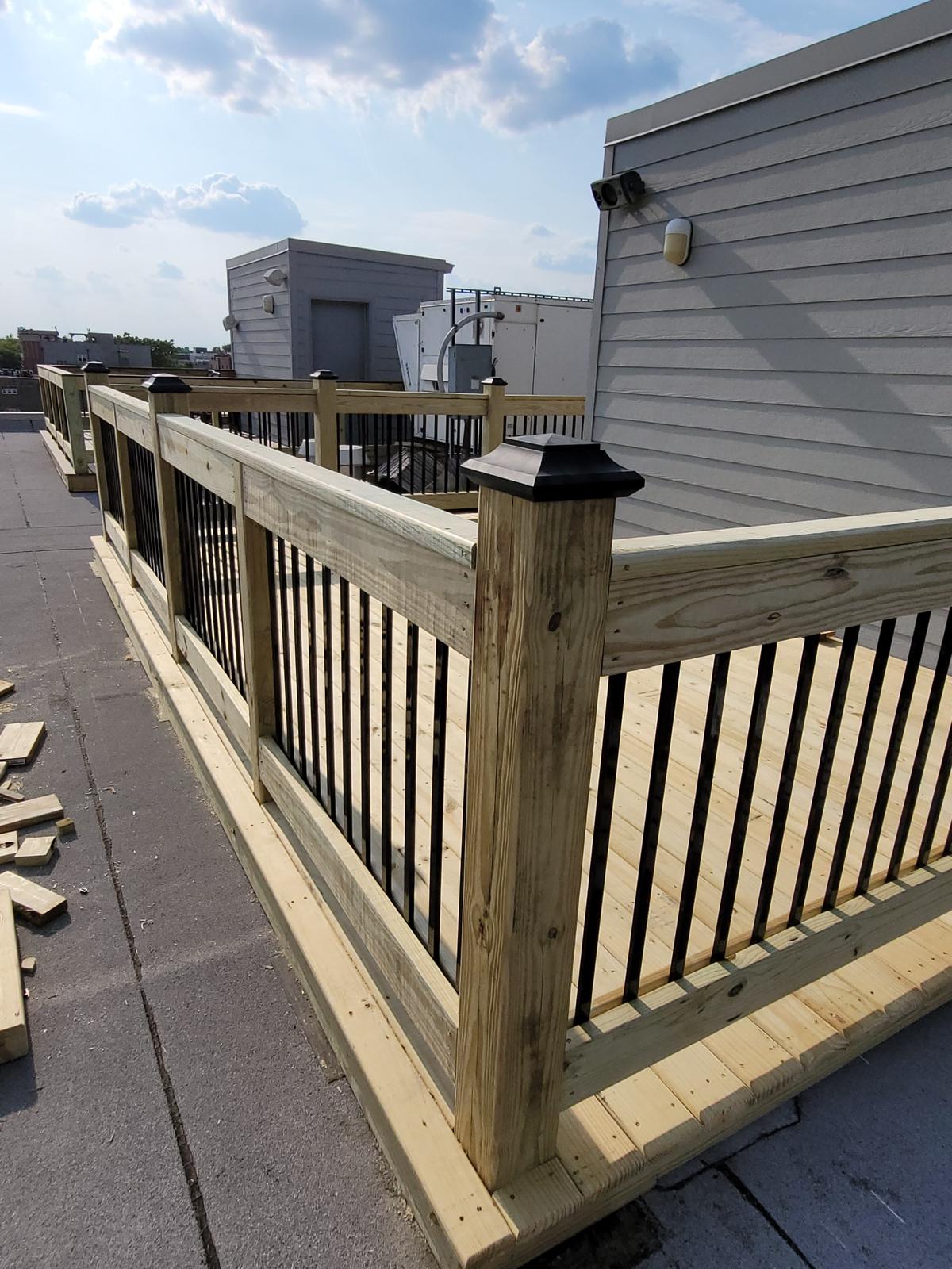DECK 9